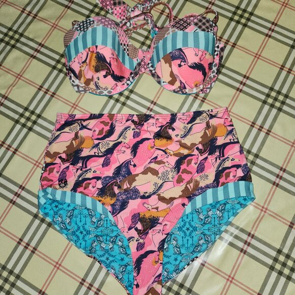 Maaji Bikini Set High Rise Padded Underwire Size S Small XS - Picture 2 of 7